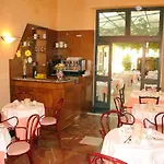 Rita Major Hotel 2*