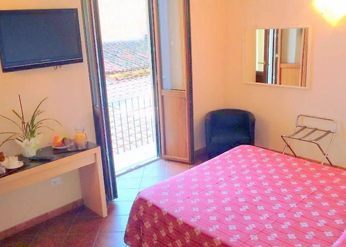 Hotel Rita Major 2*