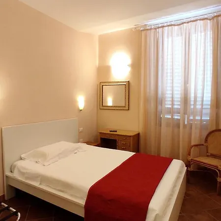 Szálloda Rita Major 2*