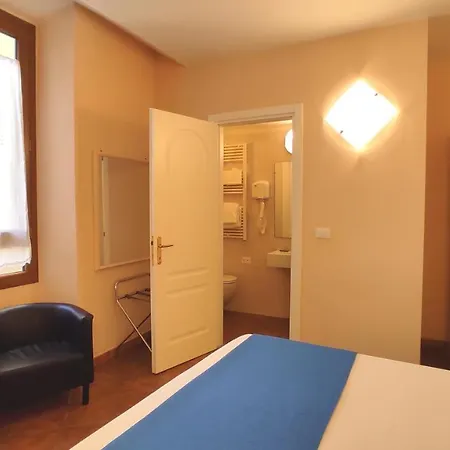 Szálloda Rita Major 2*